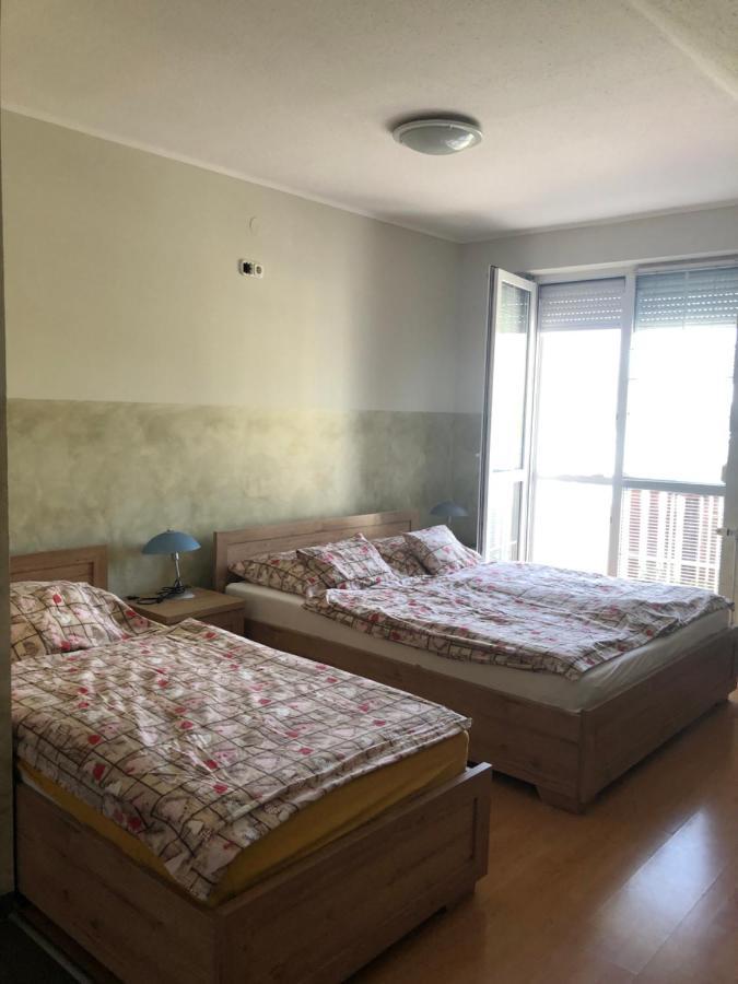 Imre Apartman Hajdúszoboszló Екстериор снимка
