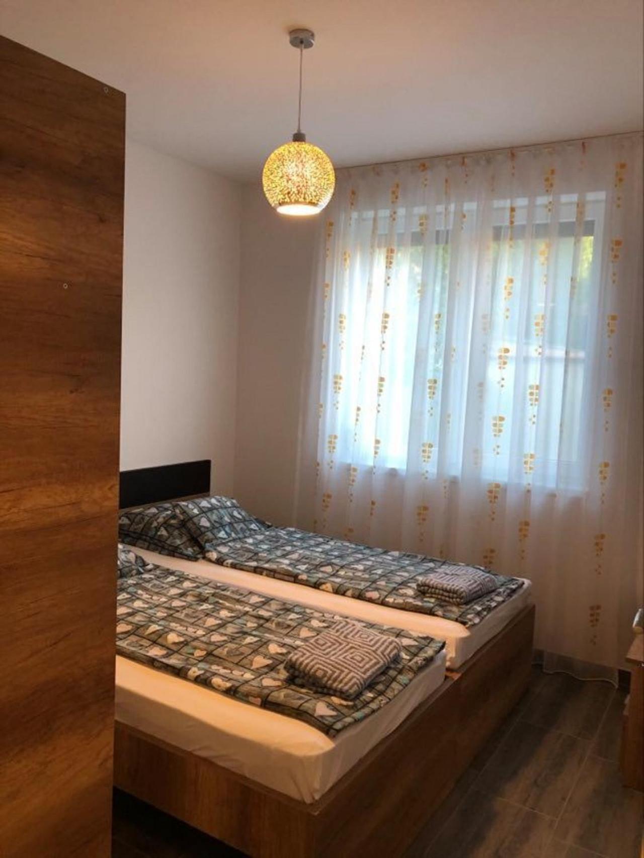 Imre Apartman Hajdúszoboszló Екстериор снимка