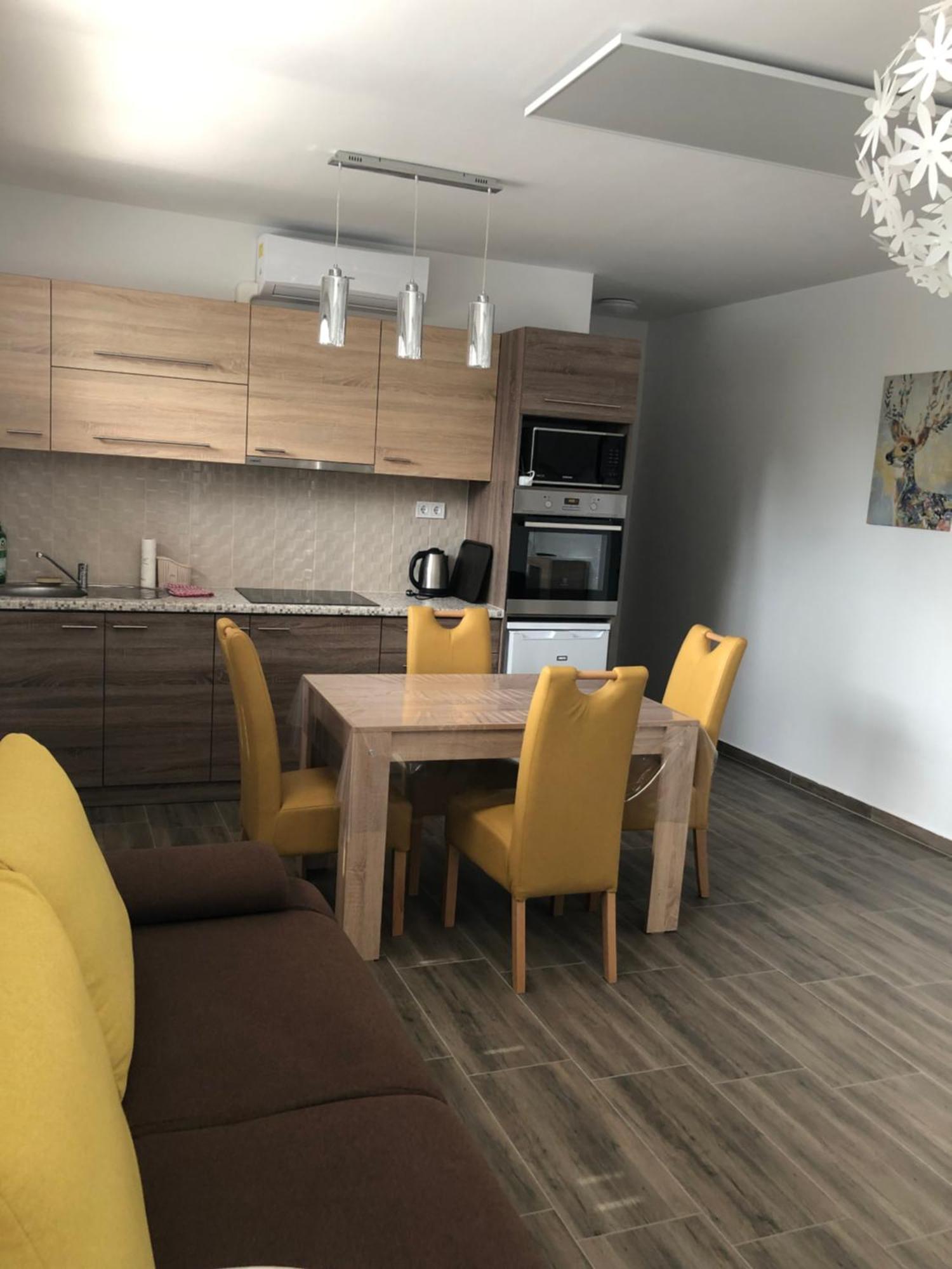 Imre Apartman Hajdúszoboszló Екстериор снимка